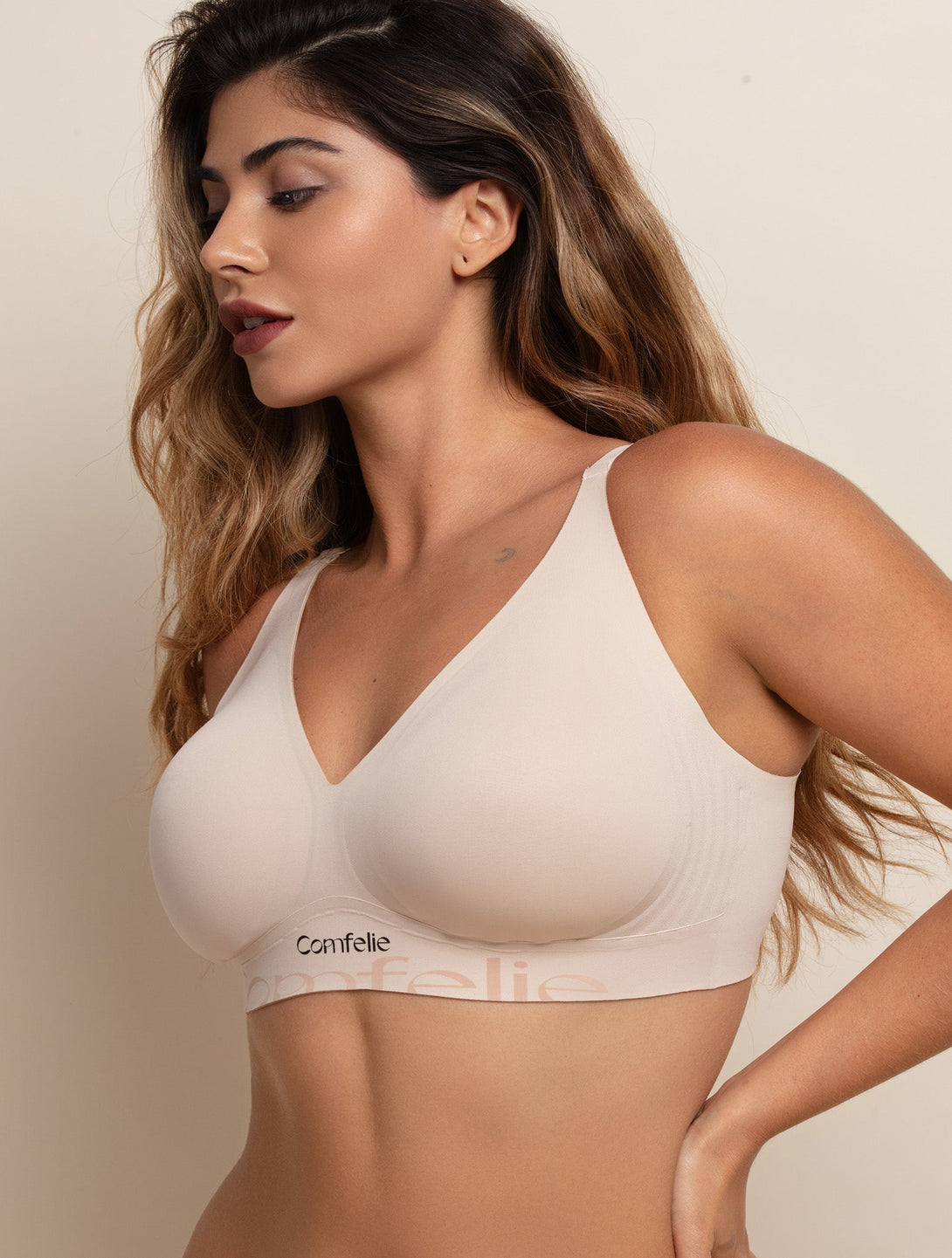Comfelie Seamless Nano Soft VIVA V Neck Smart Bra 